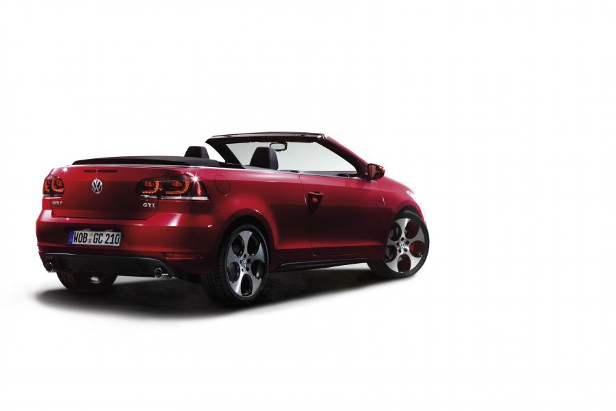  Volkswagen Golf GTi Cabrio 2012 года  (фото 59 из 61)